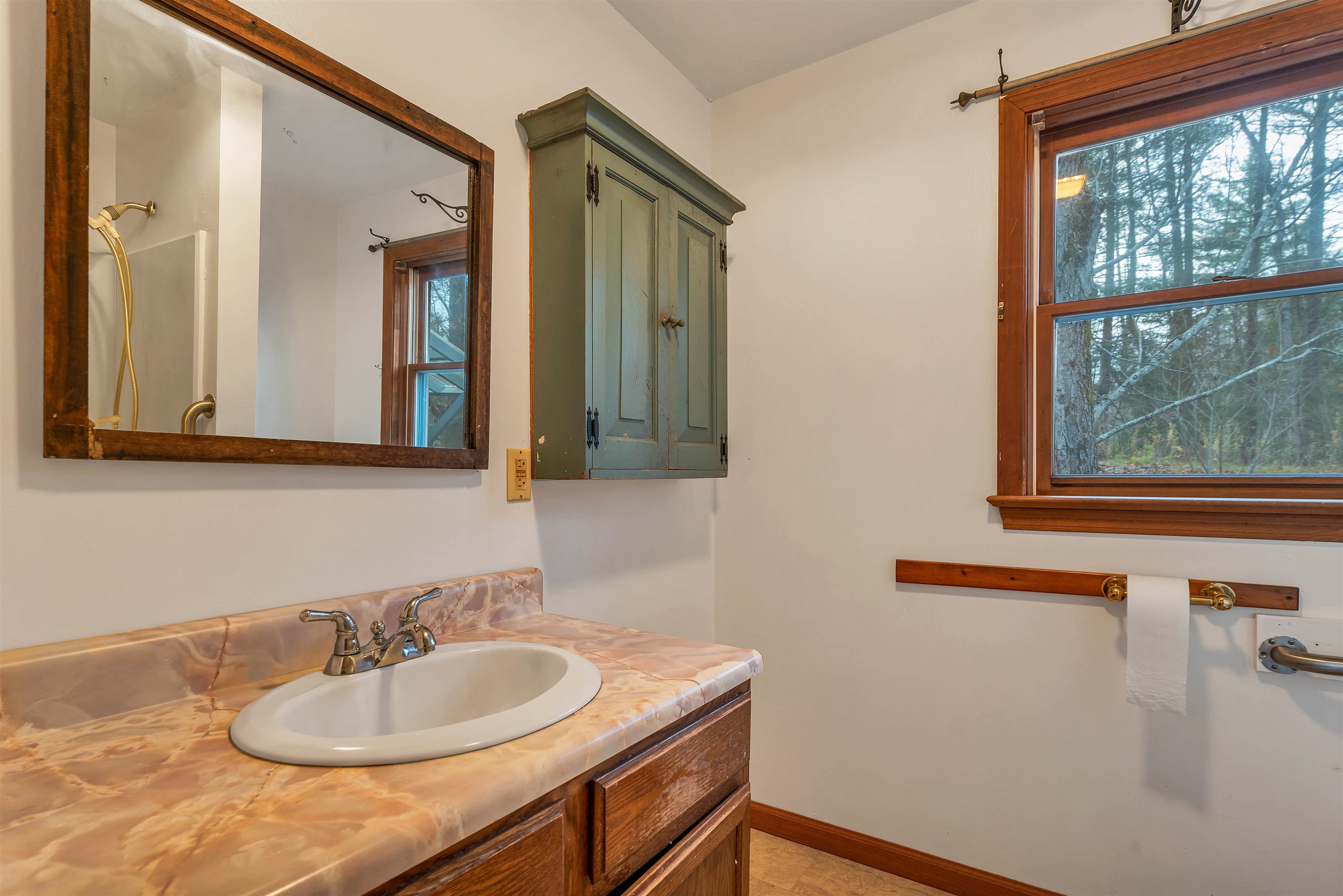 Deerfield, New Hampshire 03037, United States, 2 Bedrooms Bedrooms, ,1 BathroomBathrooms,Residential,Active,246774