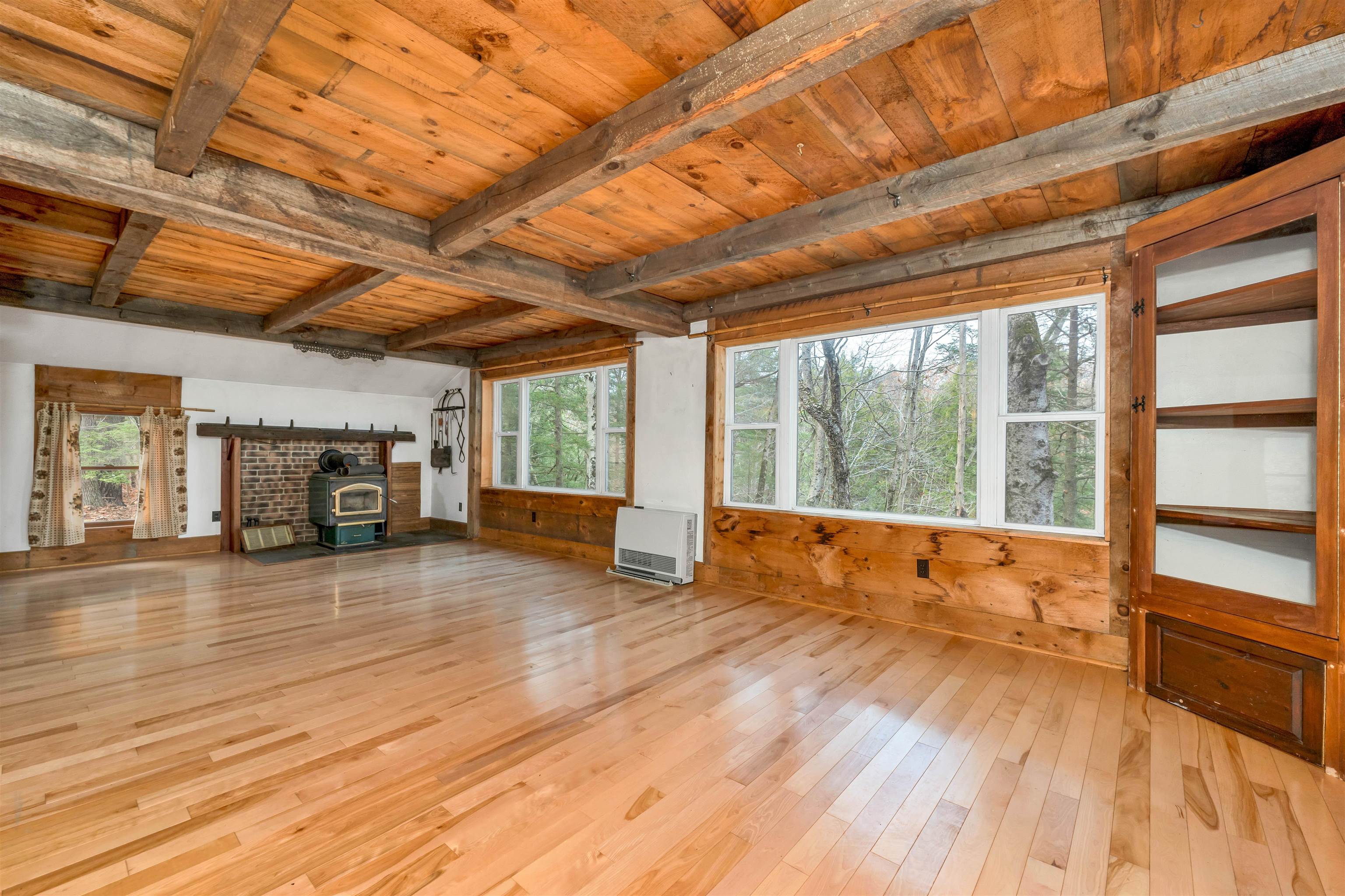 Deerfield, New Hampshire 03037, United States, 2 Bedrooms Bedrooms, ,1 BathroomBathrooms,Residential,Active,246774