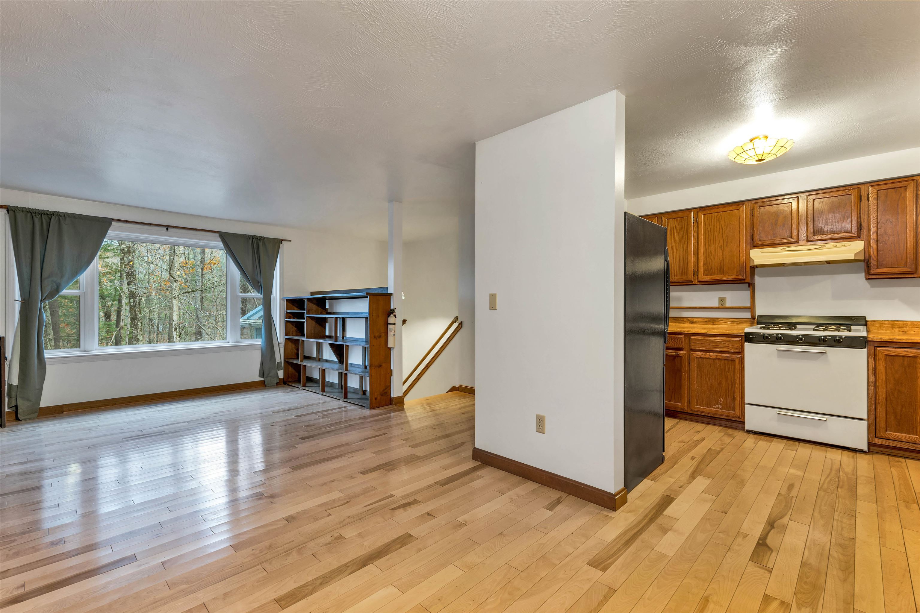 Deerfield, New Hampshire 03037, United States, 2 Bedrooms Bedrooms, ,1 BathroomBathrooms,Residential,Active,246774