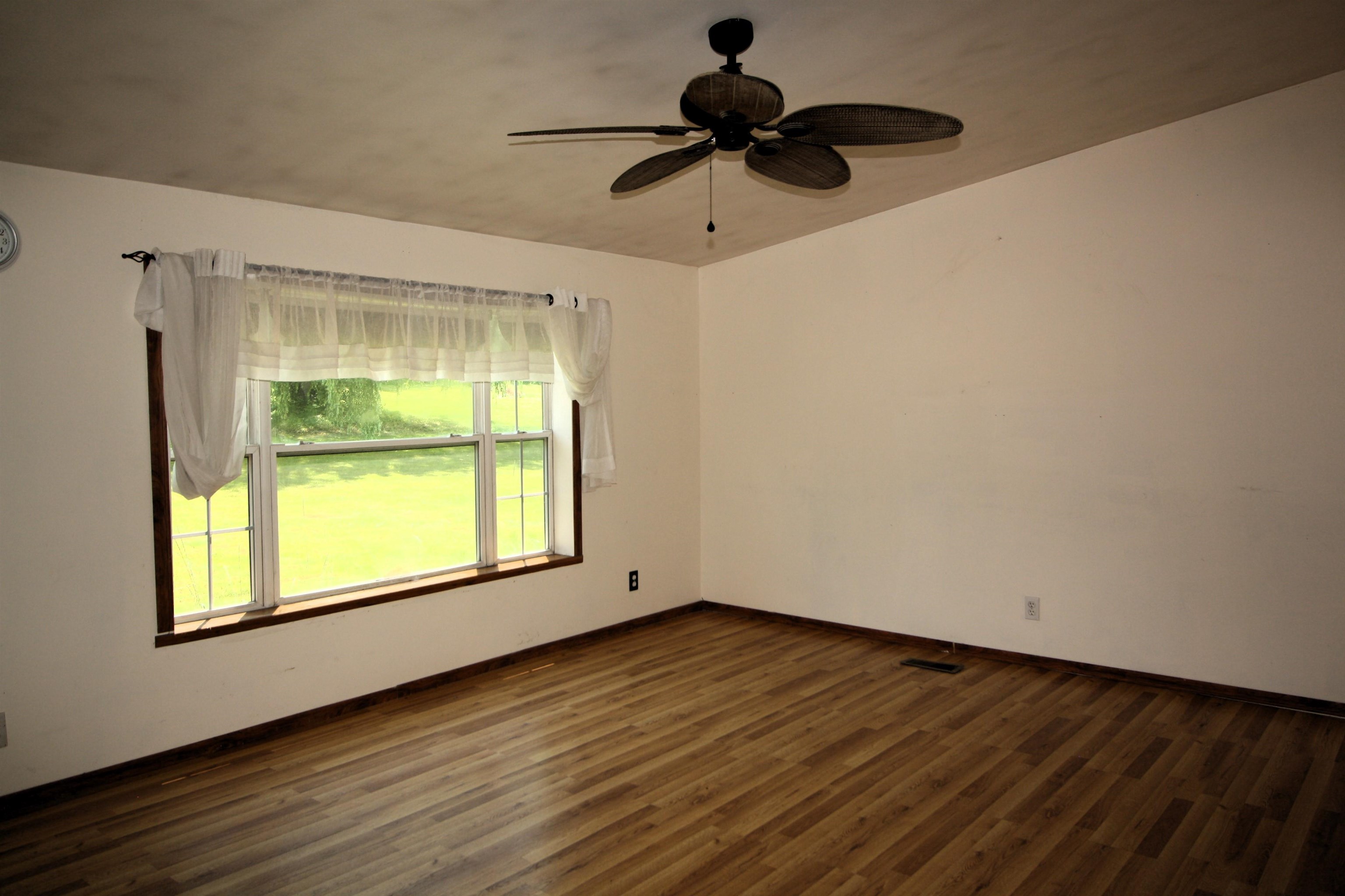881 Orchard Drive