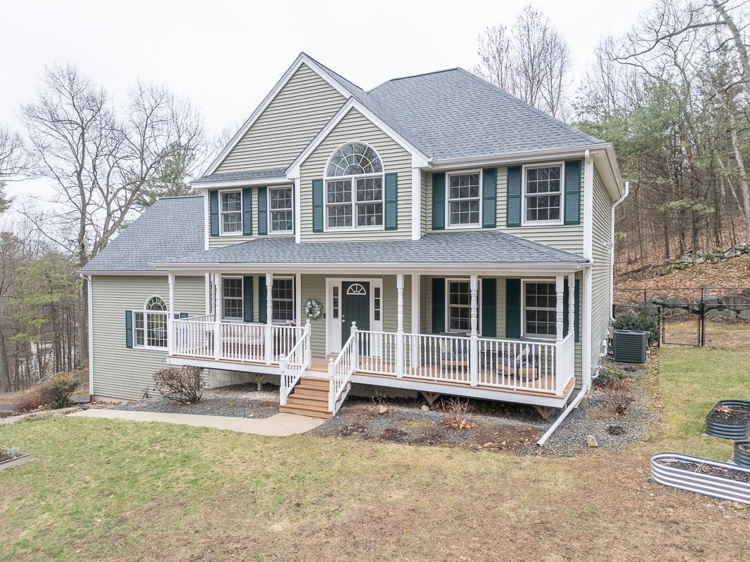 136 Wyndridge Circle