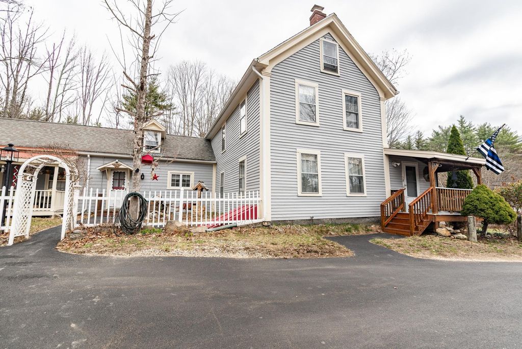 Photo of 671 Washington Street, Barrington, NH 03825 (MLS # 5082683)