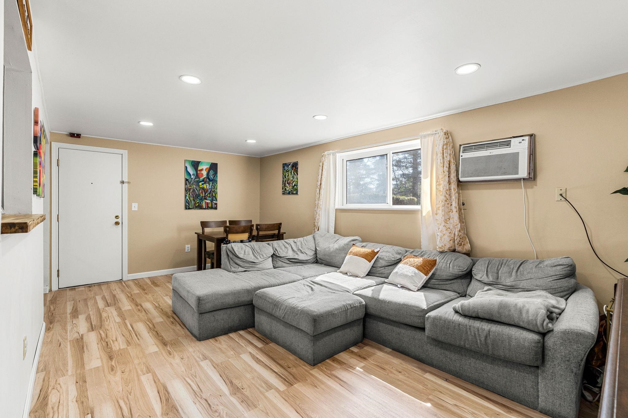 80 English Village Road 102