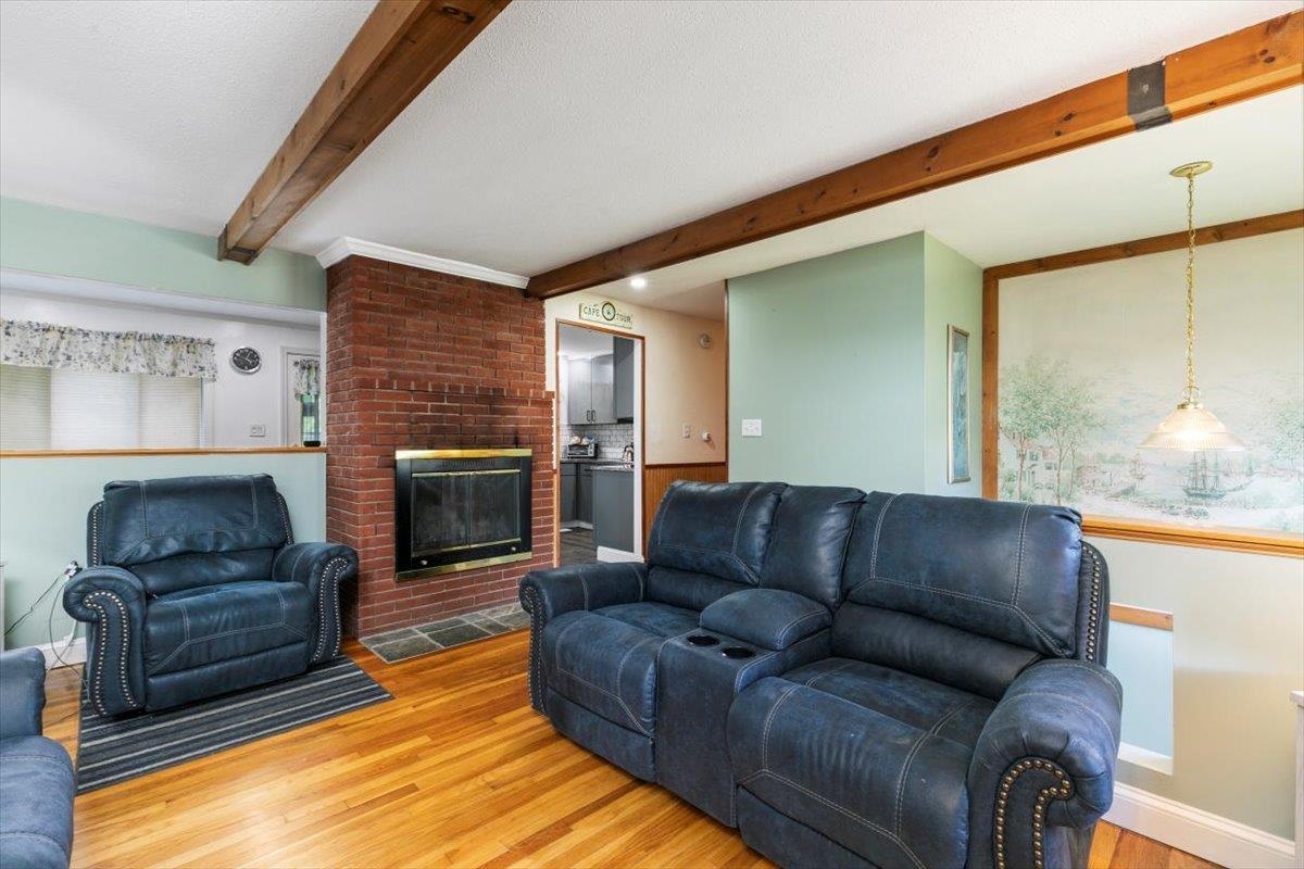 8 Joseph Road