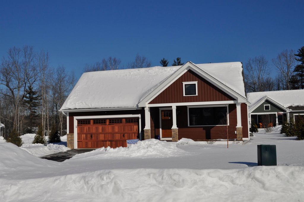 Photo of 8 Taylor Circle #12, Brentwood, NH 03833 (MLS # 5035466)