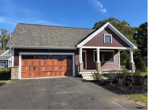 8 Taylor Circle 12 Brentwood NH 03833