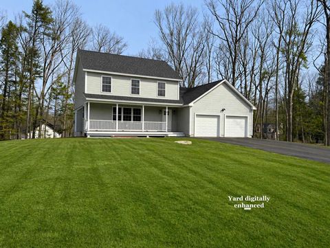 Photo of 373 Blaisdell Court, Raymond, NH 03077 (MLS # 5080237)