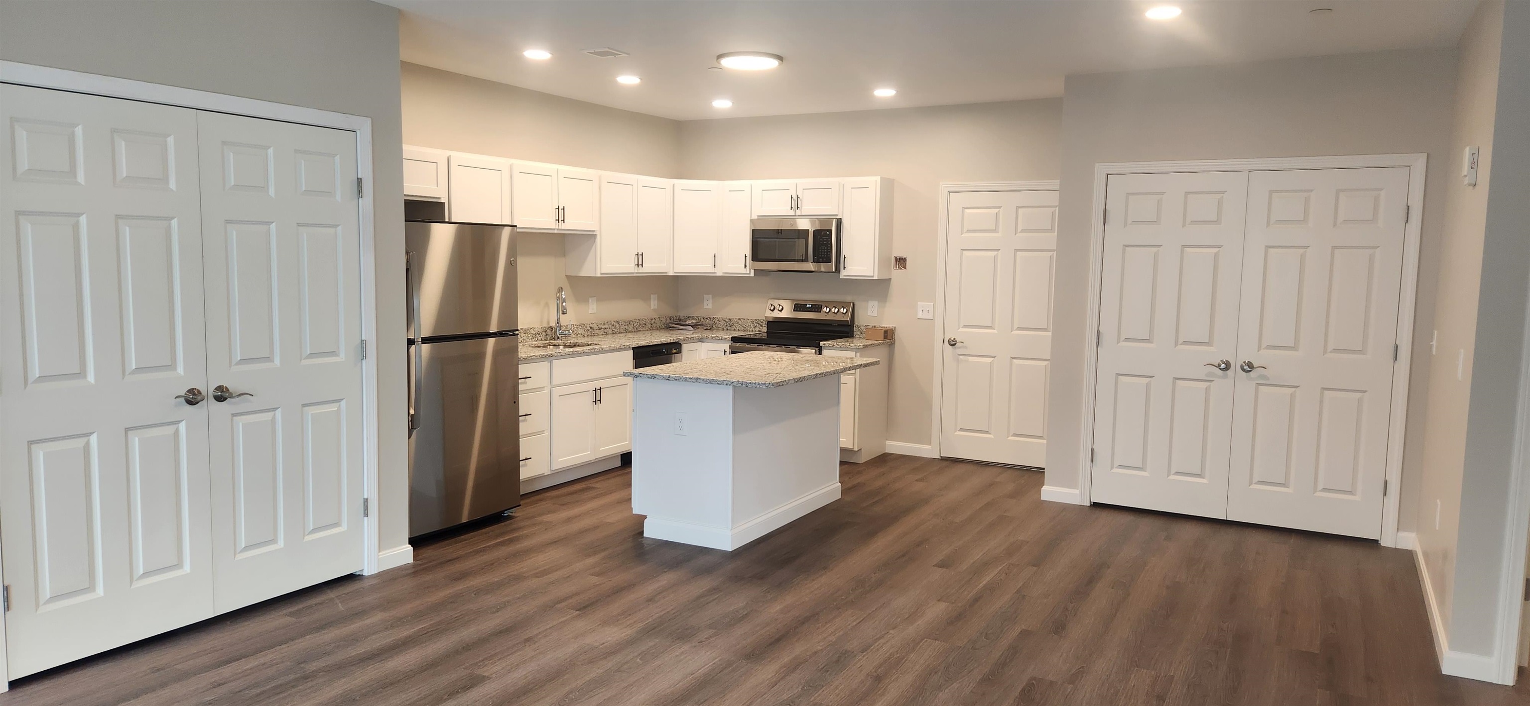 217 Rockingham Road 205