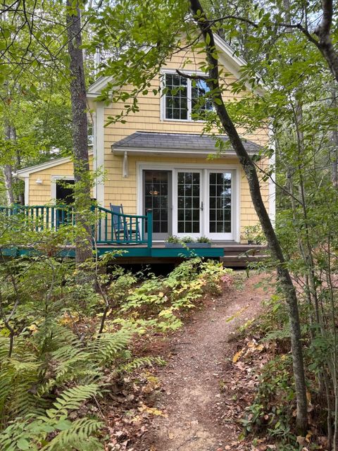 Photo of 408 Governor Wentworth Highway #44, Wolfeboro, NH 03894 (MLS # 5057658)