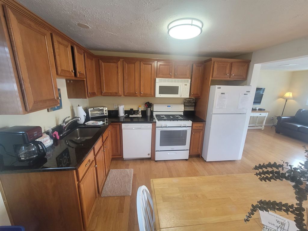 Photo of 89 Ashworth Avenue #8, Hampton, NH 03842 (MLS # 5051466)