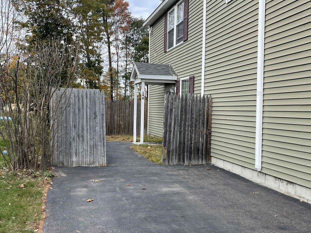 Photo of 14 WINSOR Avenue #B, Concord, NH 03303 (MLS # 5066075)