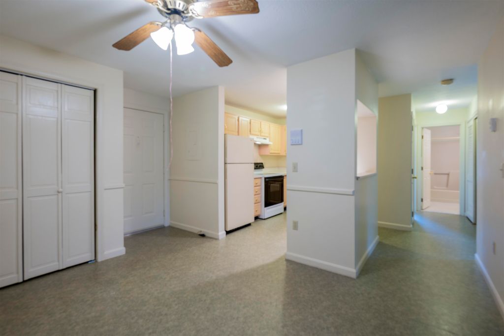 Photo of 3 Timberwood Drive #301, Goffstown, NH 03045 (MLS # 5077917)