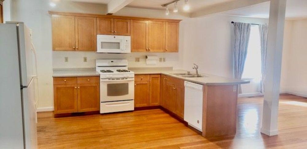 7 Anns Lane Units 1 & 2