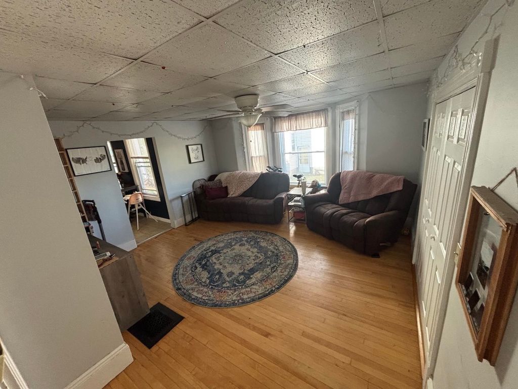 Photo of 465 E High Street, Manchester, NH 03104 (MLS # 5064681)