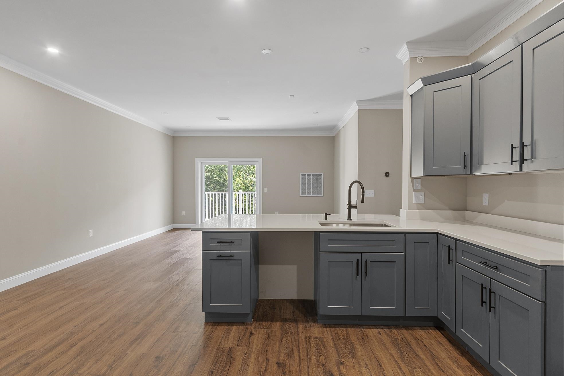 10100 S Willow Street 214