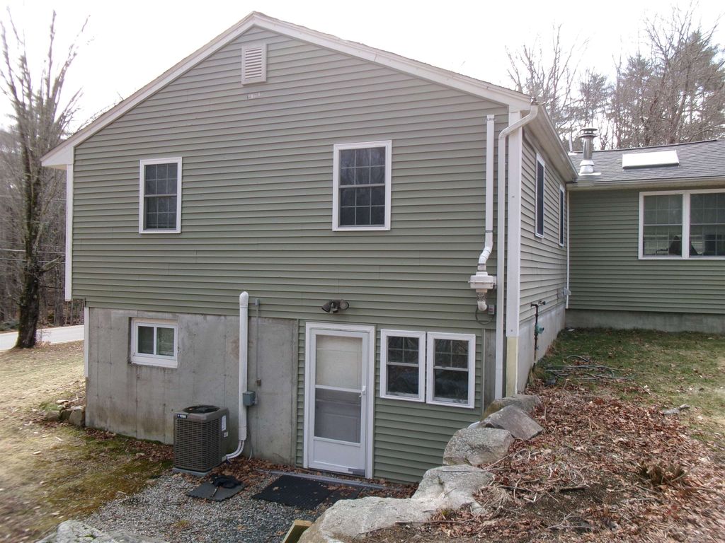 Photo of 47 King Road, Chichester, NH 03258 (MLS # 5085123)