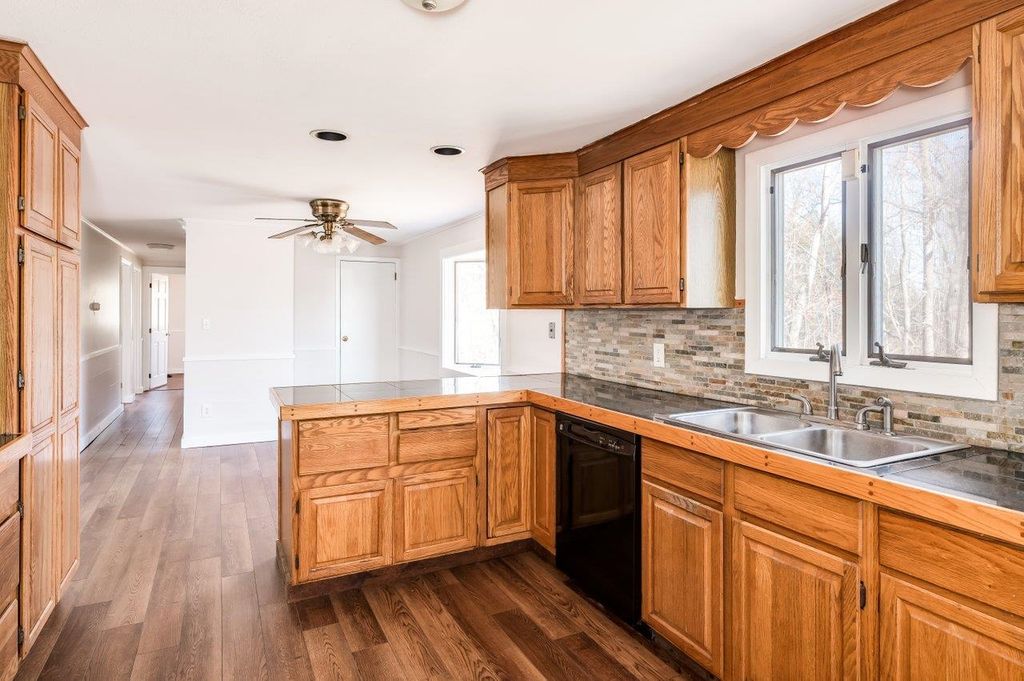 Photo of 240 Amesbury Road, Kensington, NH 03833 (MLS # 5074550)