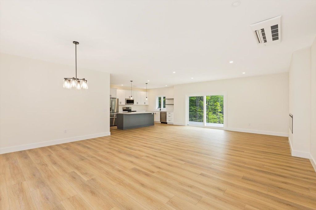 Photo of 7 Spring Hill Road, Hancock, NH 03449 (MLS # 5036070)