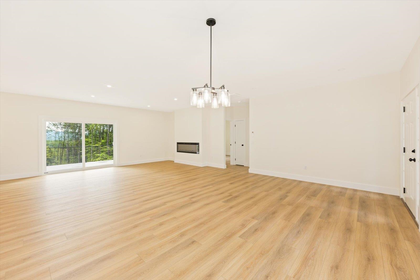 7 Spring Hill Road