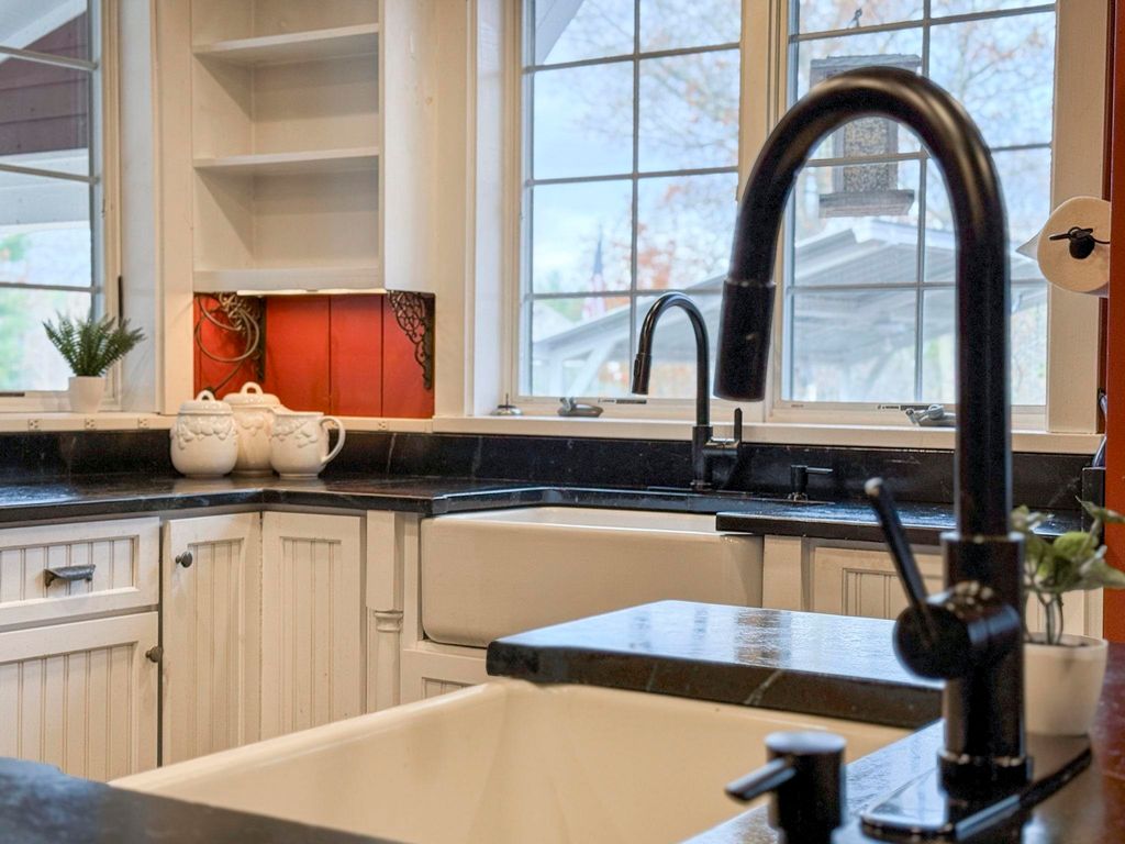 Photo of 27 Old State Road, Epping, NH 03042 (MLS # 5069229)