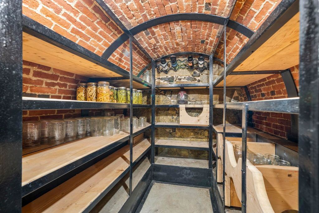 Photo of 27 Old State Road, Epping, NH 03042 (MLS # 5069229)