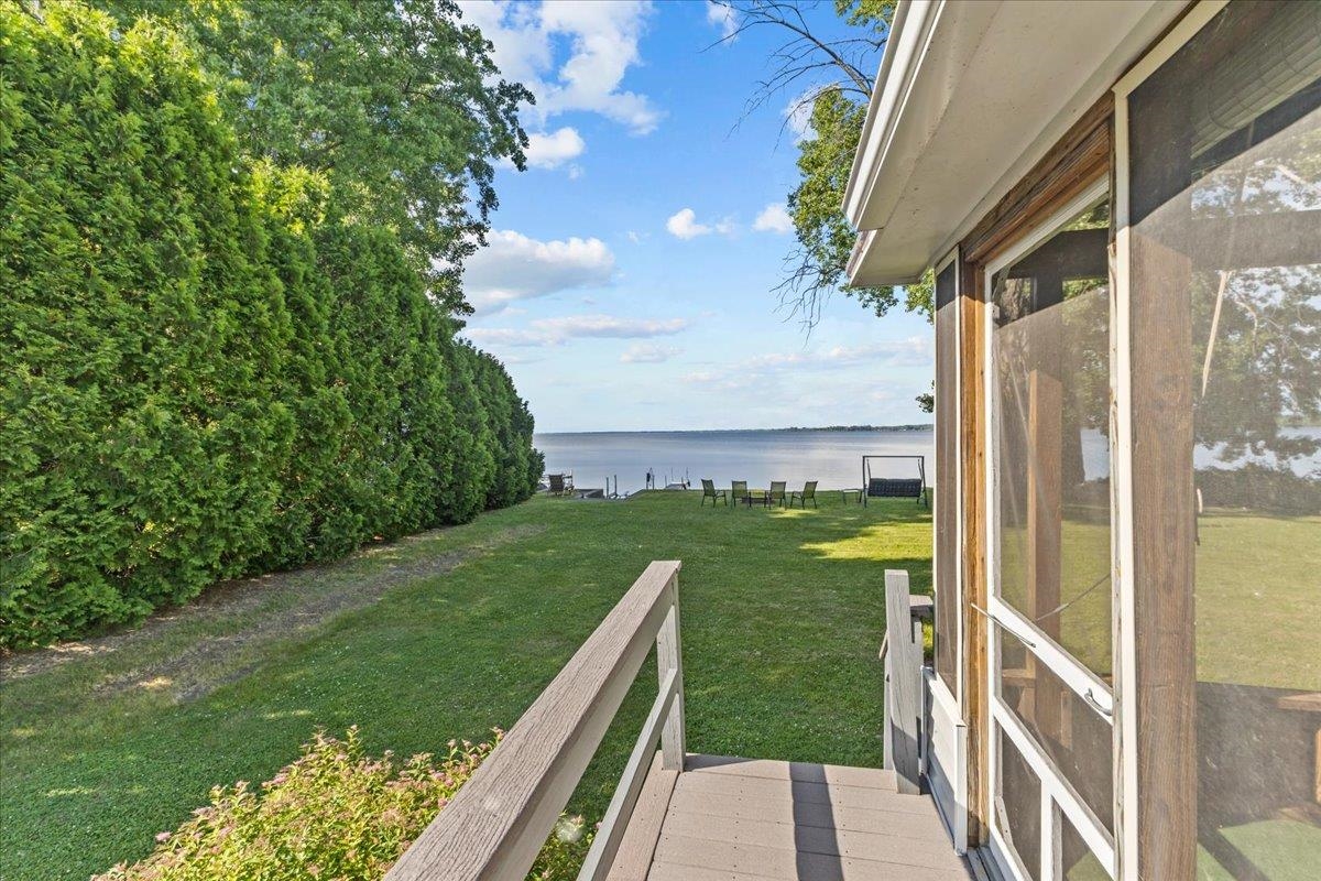 424 North Shore Road