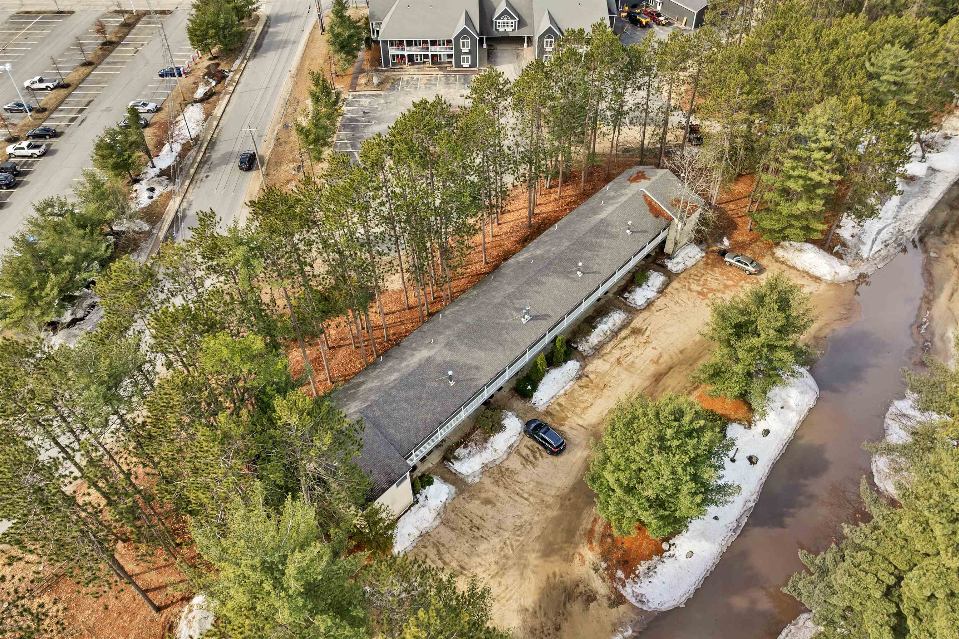 Conway, New Hampshire 03860, United States, 1 Bedroom Bedrooms, ,1 BathroomBathrooms,Residential,Active,90332