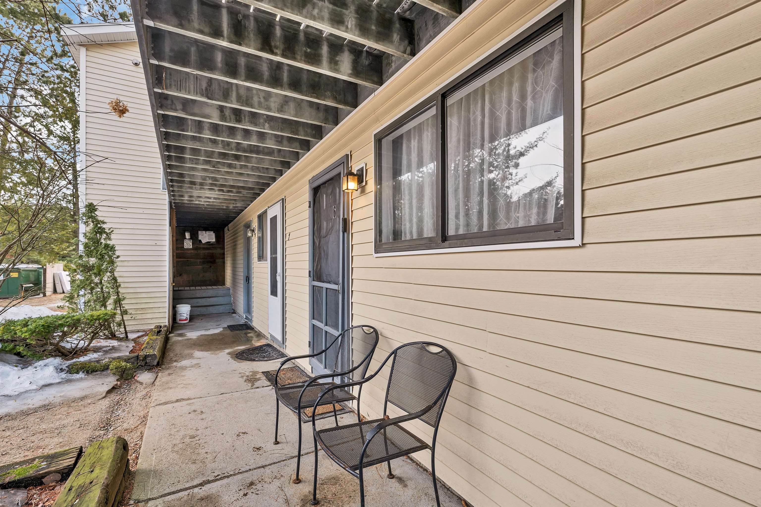 Conway, New Hampshire 03860, United States, 1 Bedroom Bedrooms, ,1 BathroomBathrooms,Residential,Active,90332