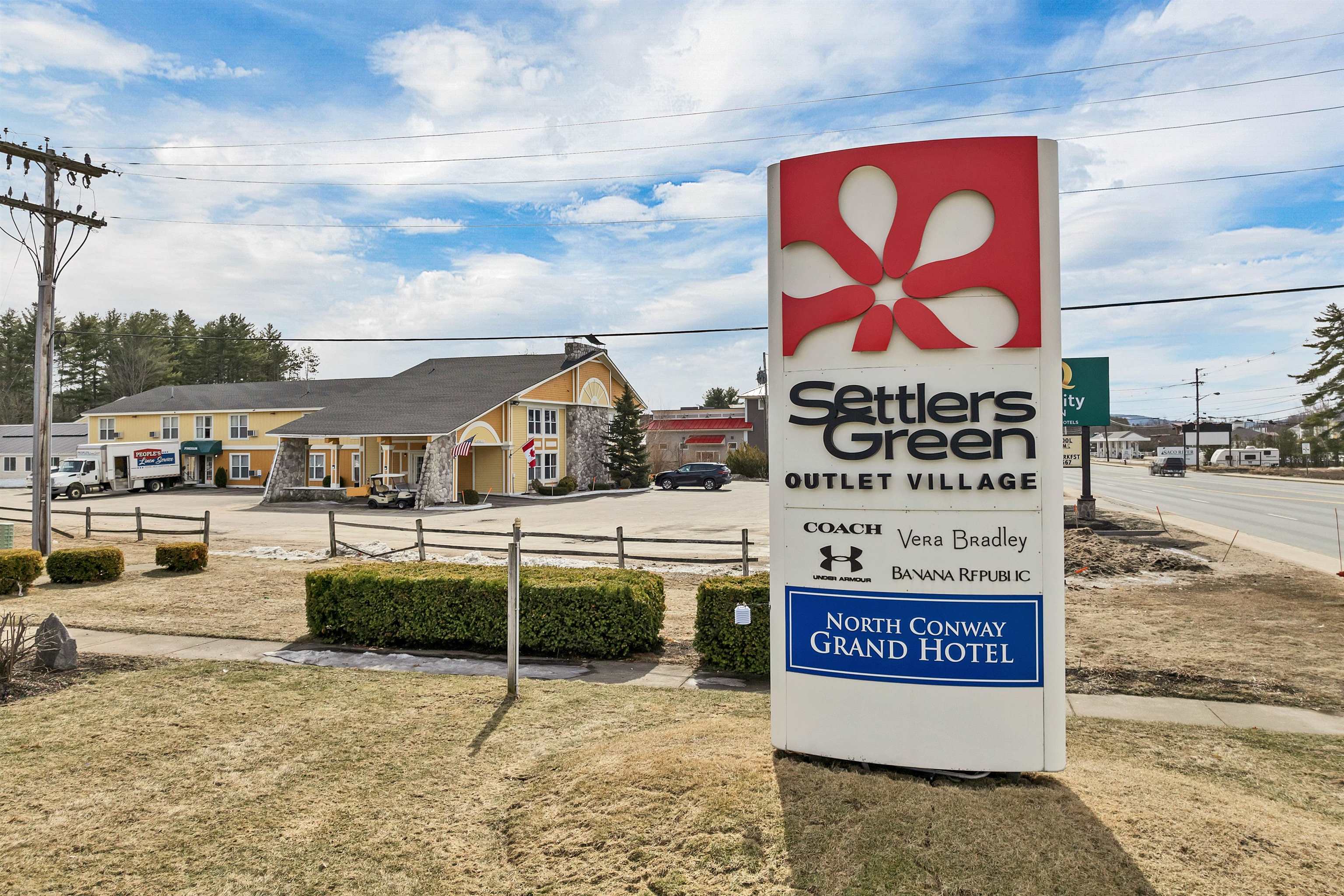 Conway, New Hampshire 03860, United States, 1 Bedroom Bedrooms, ,1 BathroomBathrooms,Residential,Active,90332