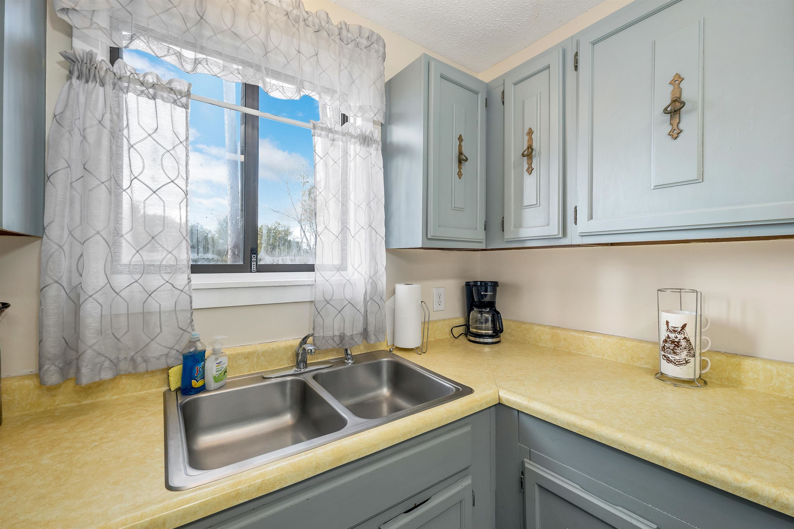 Conway, New Hampshire 03860, United States, 1 Bedroom Bedrooms, ,1 BathroomBathrooms,Residential,Active,90332