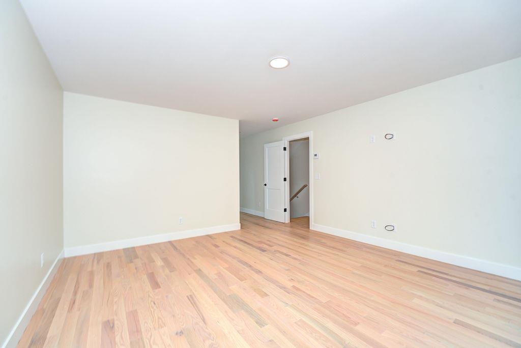 Hudson, New Hampshire 03051, United States, 3 Bedrooms Bedrooms, ,2 BathroomsBathrooms,Residential,Active,151697