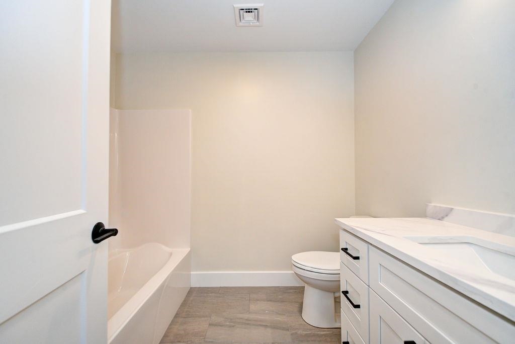 Hudson, New Hampshire 03051, United States, 3 Bedrooms Bedrooms, ,2 BathroomsBathrooms,Residential,Active,151697