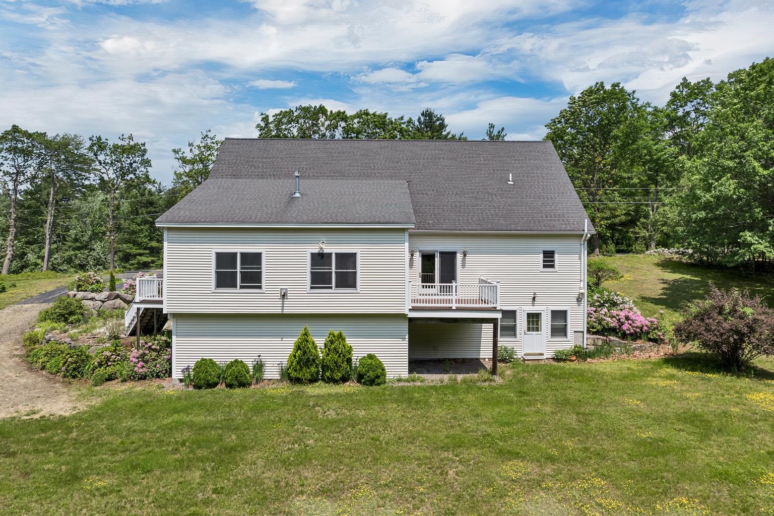 85 Blueberry Hill Road