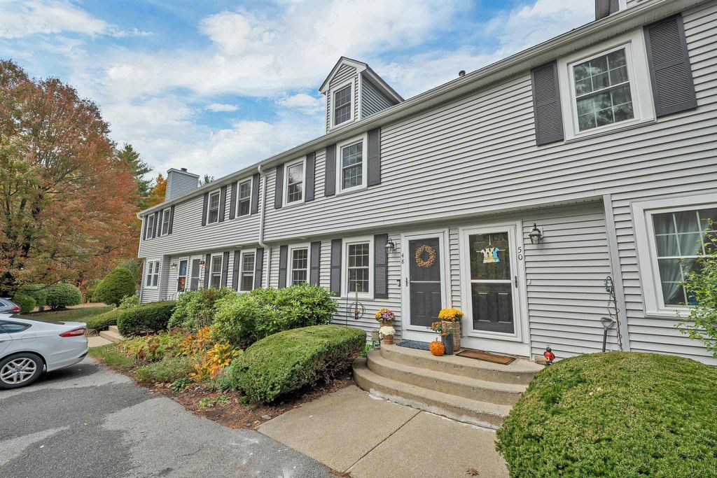 Photo of 48 Foxmoor Circle, Nashua, NH 03063 (MLS # 5071515)