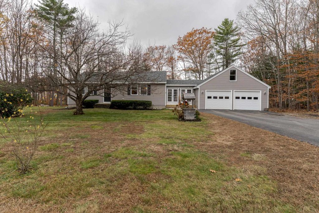 Photo of 30 White Birch Road, Wakefield, NH 03872 (MLS # 5069421)