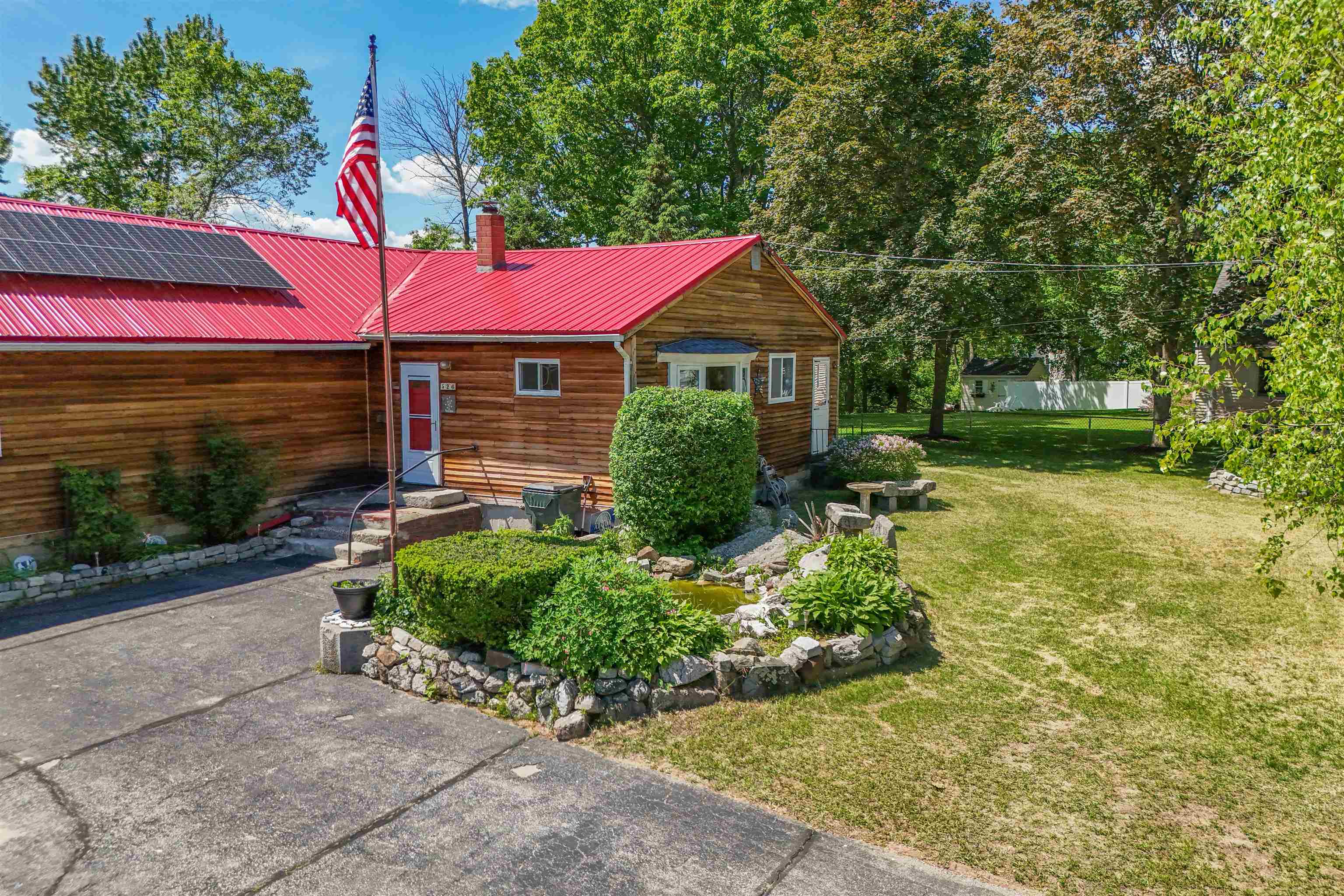 526 Riverdale Avenue