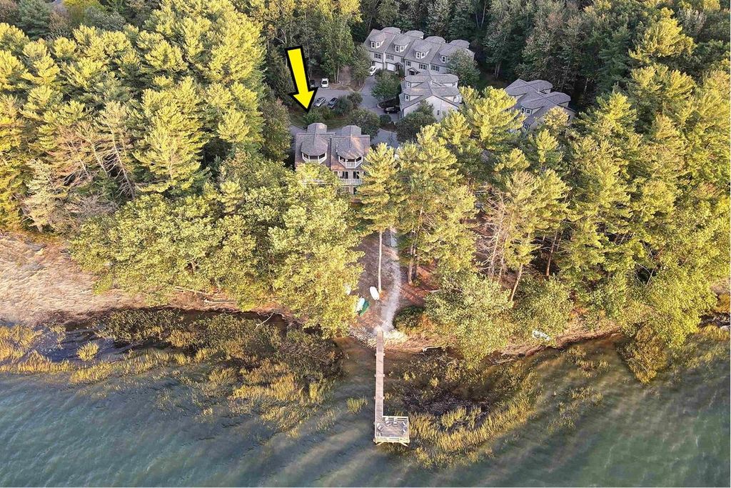 Photo of 41 Clearwater Drive, Dover, NH 03820 (MLS # 5070890)