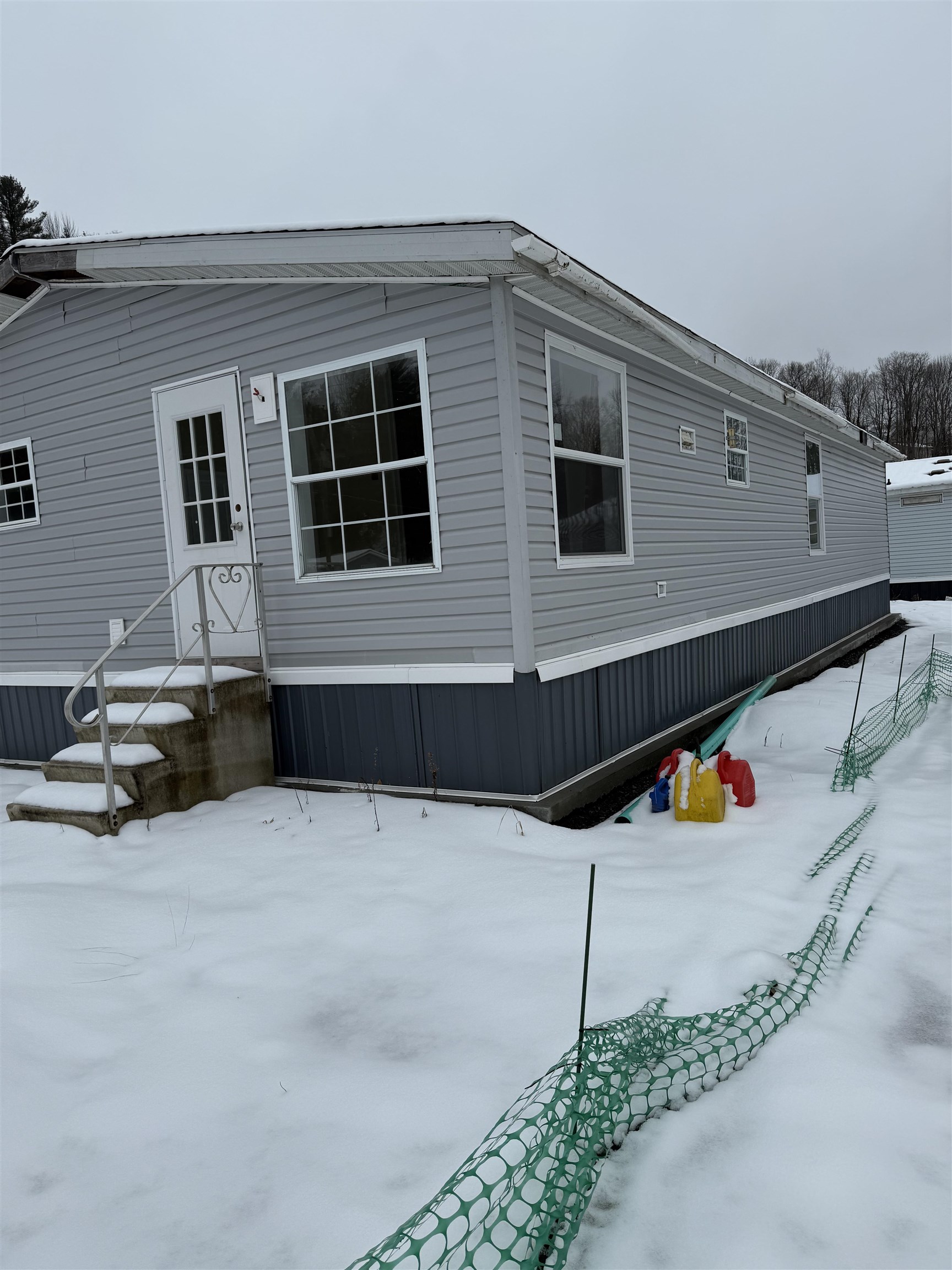 165 Railroad Street 165
