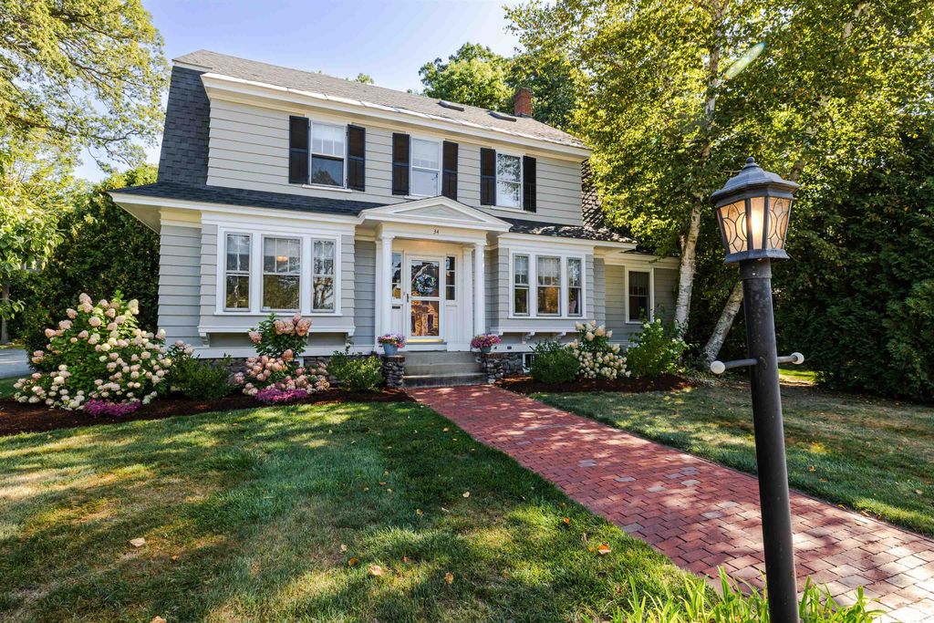 Photo of 34 Auburn Street, Concord, NH 03301 (MLS # 5083362)