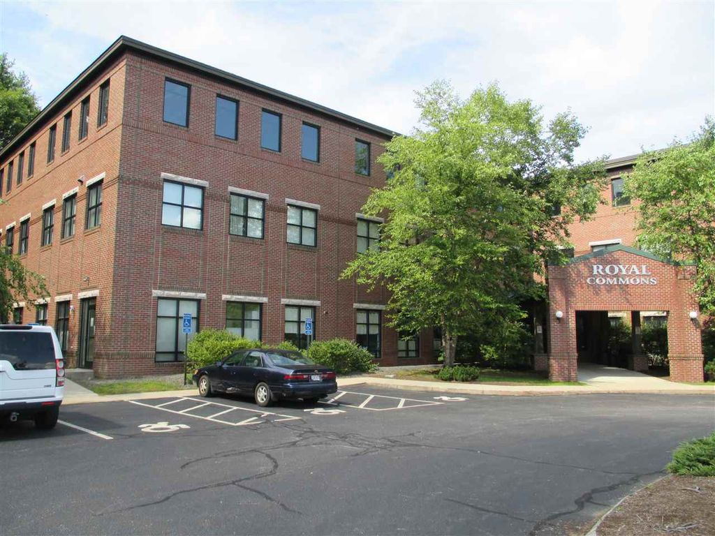 Photo of 51 Webb Place #Unit 330, Dover, NH 03820 (MLS # 4905530)