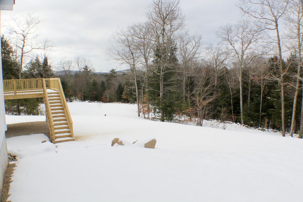 Photo of 27 Tyler Avenue, Epsom, NH 03234 (MLS # 5068822)