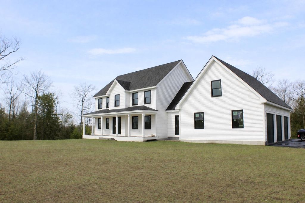 Photo of 27 Tyler Avenue, Epsom, NH 03234 (MLS # 5068822)