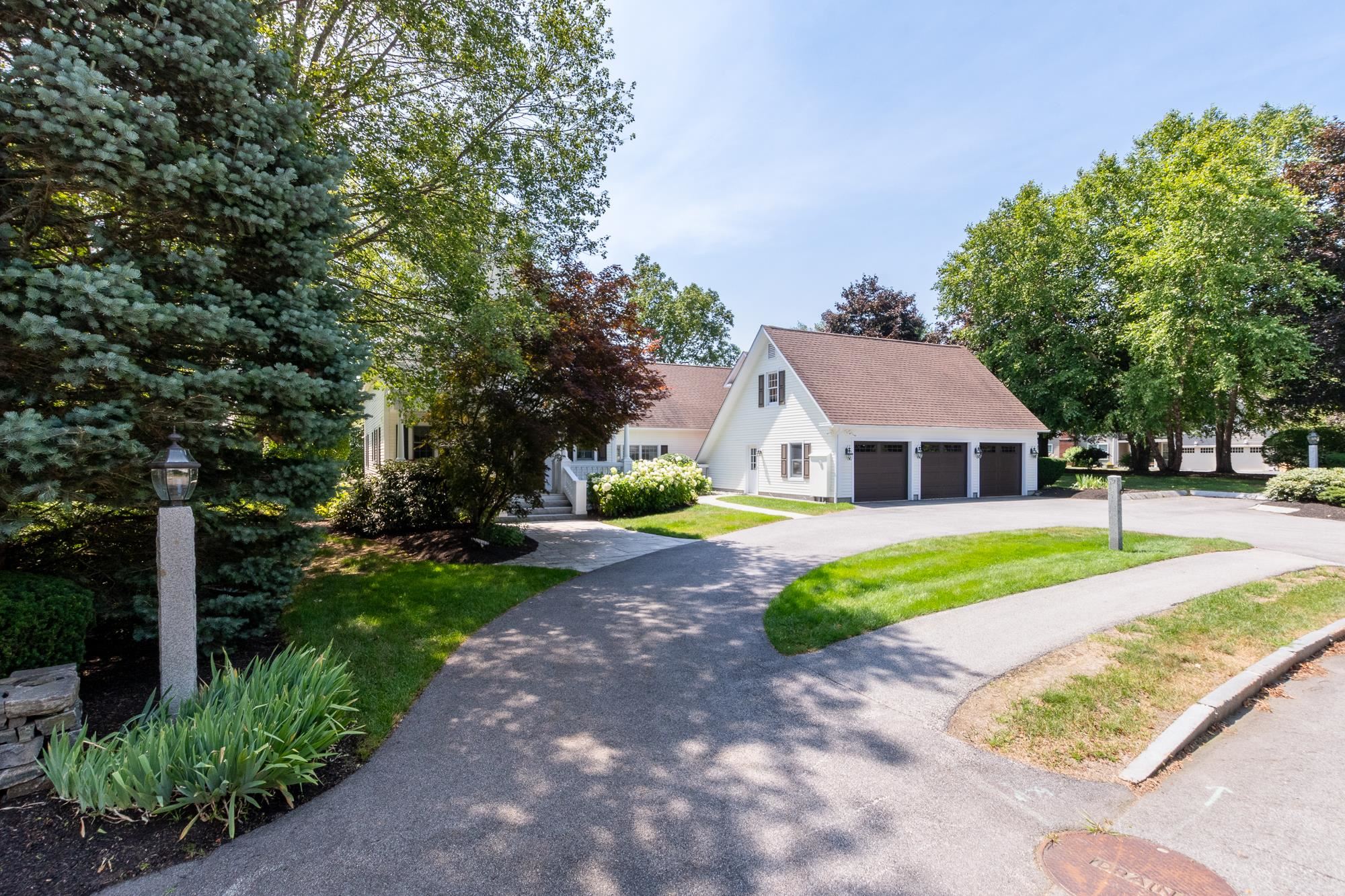 79 Oakmont Drive
