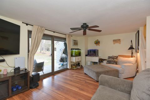 Photo of 5 Harwich Court, Merrimack, NH 03054 (MLS # 5085040)