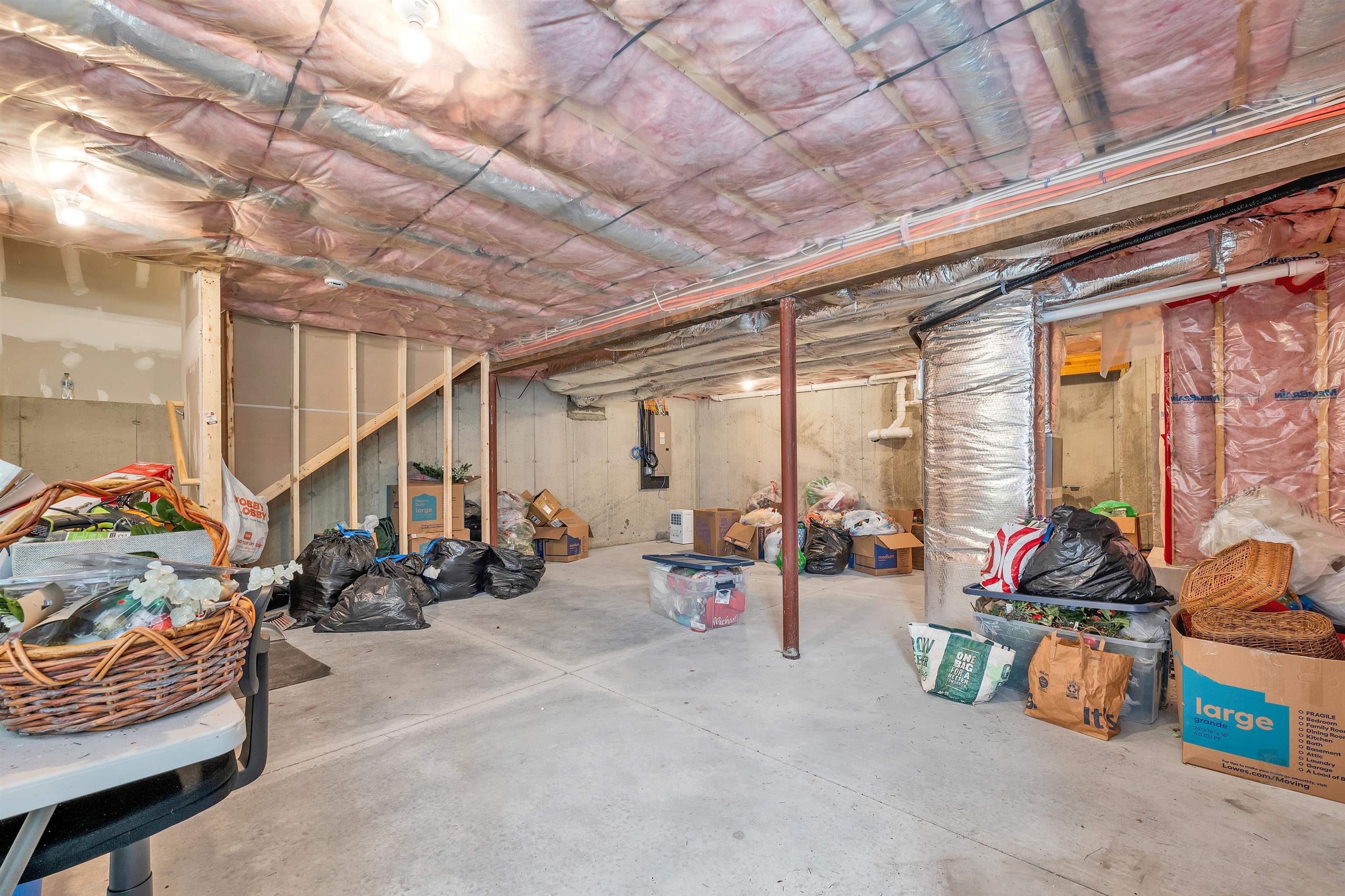 Londonderry, New Hampshire 03053, United States, 3 Bedrooms Bedrooms, ,3 BathroomsBathrooms,Residential,Active,144670