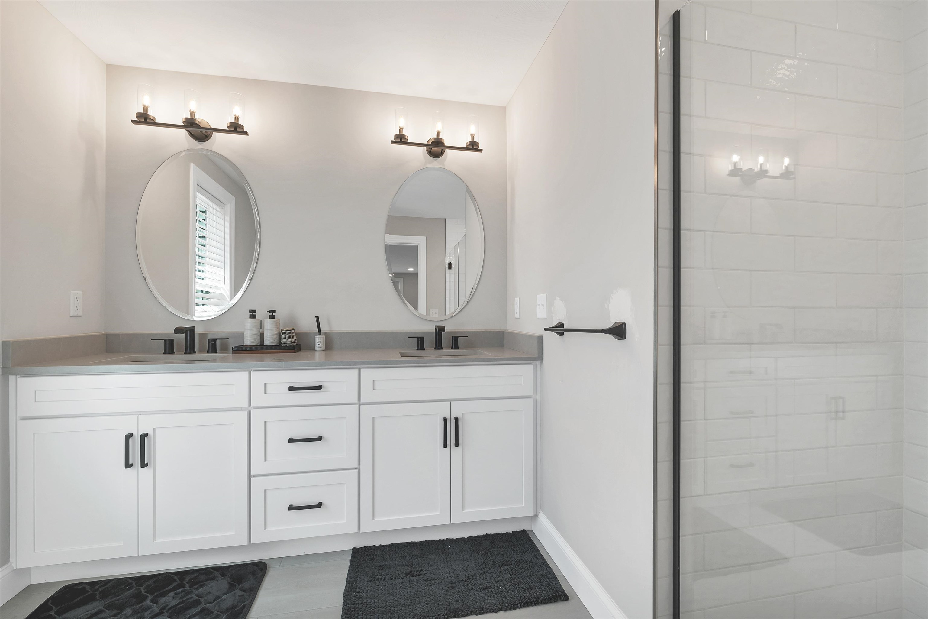 Londonderry, New Hampshire 03053, United States, 3 Bedrooms Bedrooms, ,3 BathroomsBathrooms,Residential,Active,144670