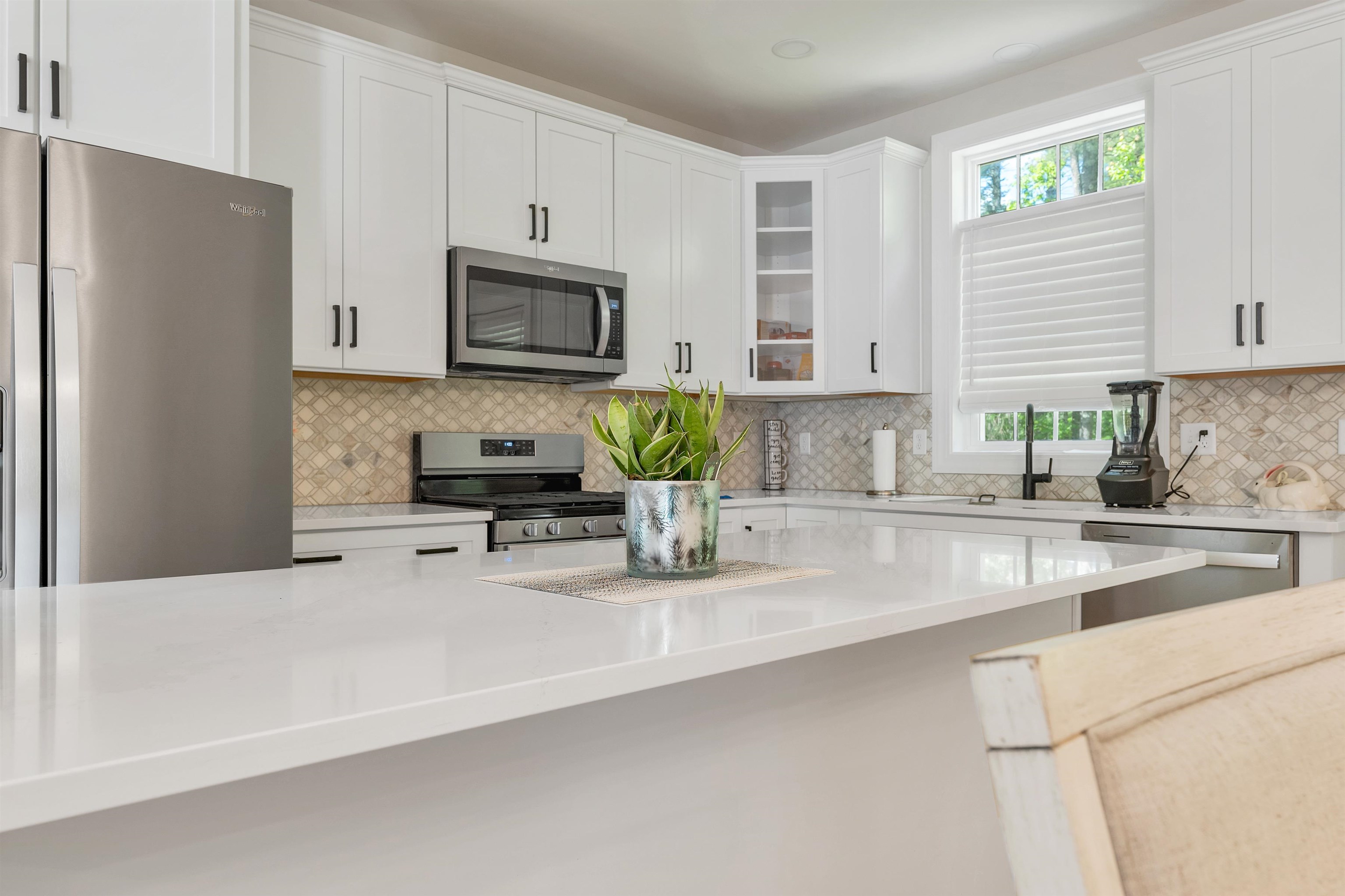 Londonderry, New Hampshire 03053, United States, 3 Bedrooms Bedrooms, ,3 BathroomsBathrooms,Residential,Active,144670