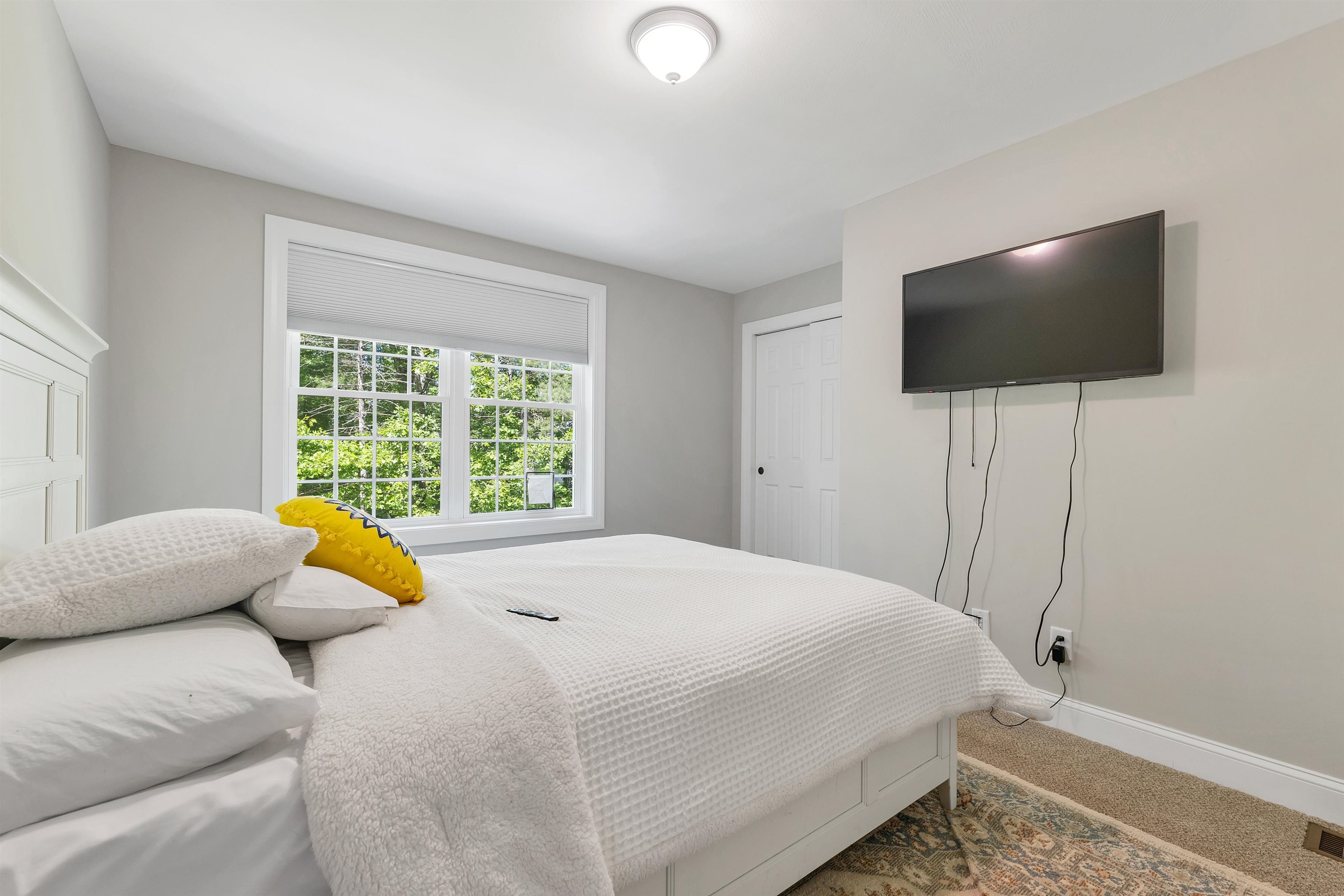 Londonderry, New Hampshire 03053, United States, 3 Bedrooms Bedrooms, ,3 BathroomsBathrooms,Residential,Active,144670