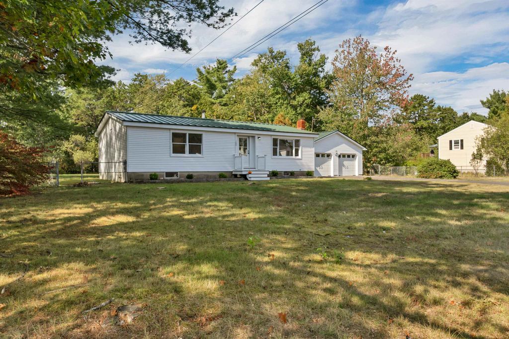 Photo of 180 Chestnut Hill Road, Rochester, NH 03867 (MLS # 5064247)