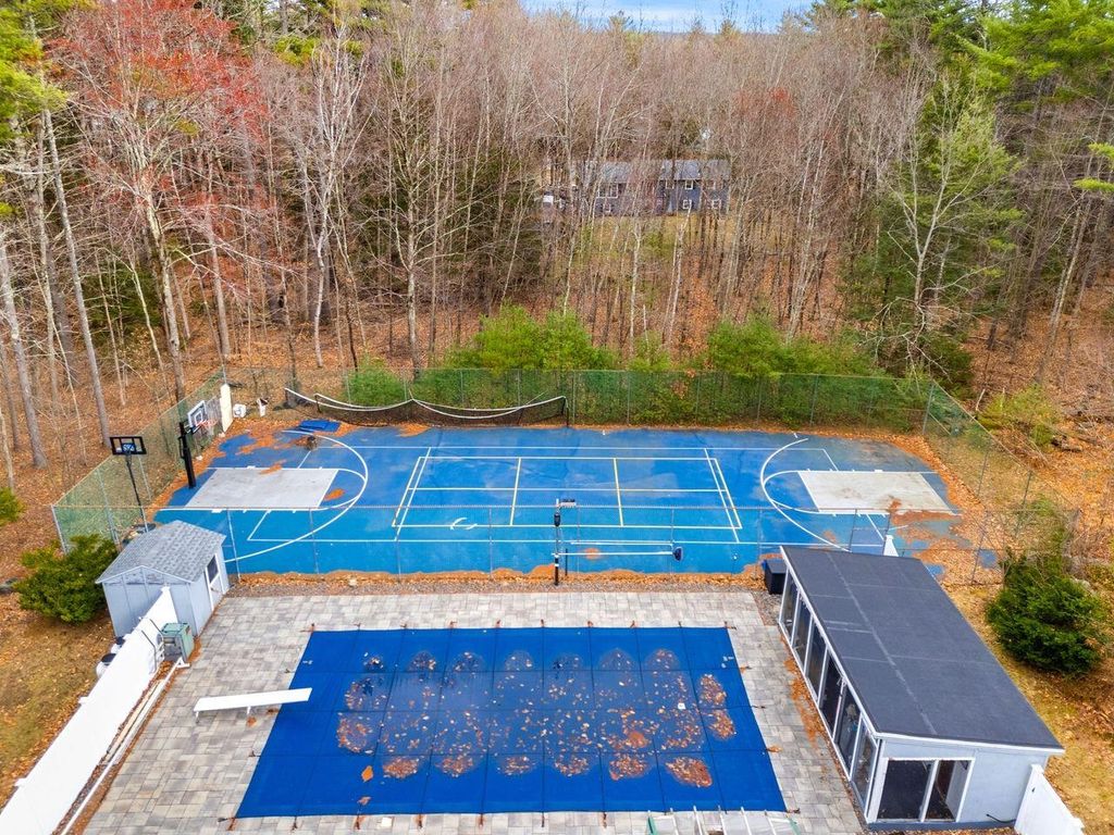 Photo of 51 Margate Drive, Auburn, NH 03032 (MLS # 5082759)